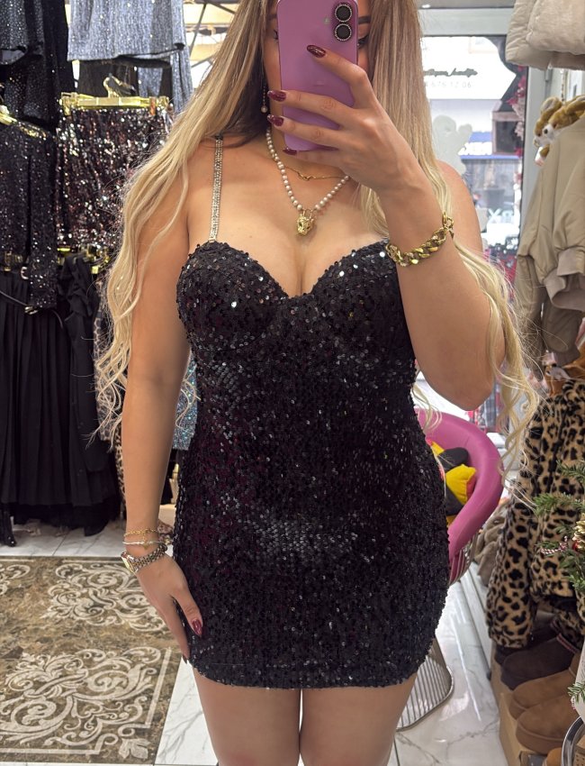 siyah payet elbise