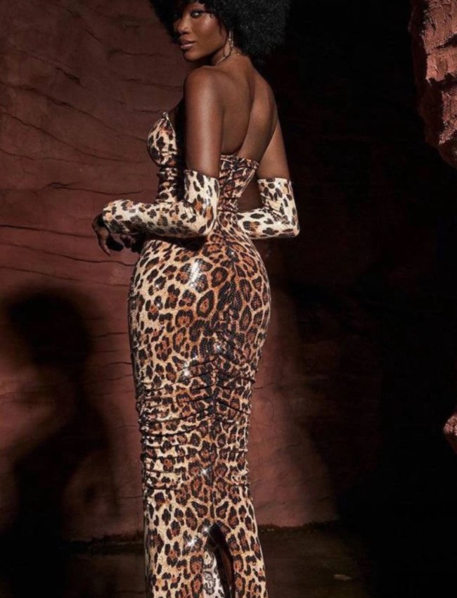 Uzun leopar payetli elbise