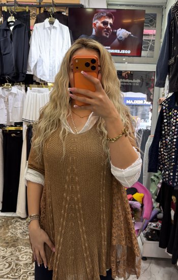 Ithal Triko Gomlekle bir bluz